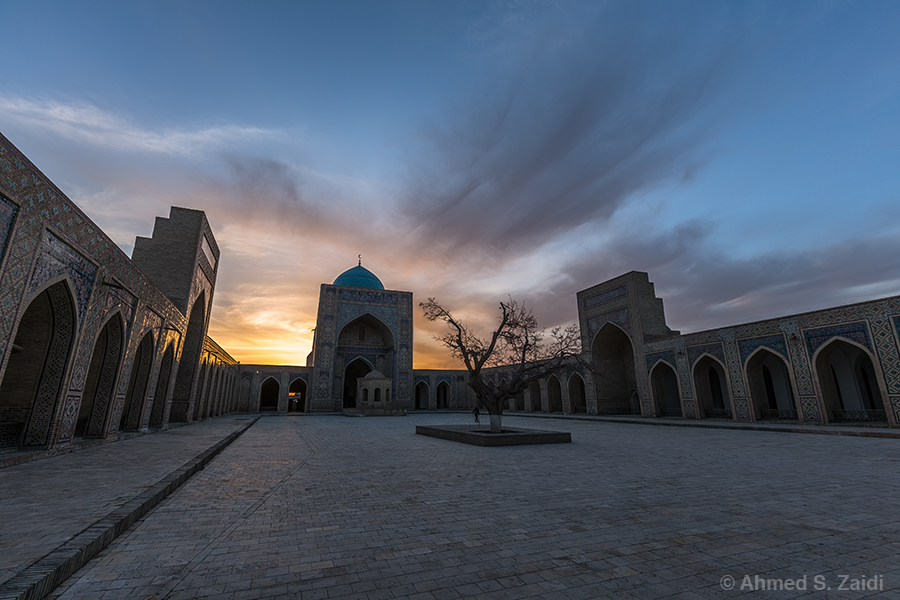 Kalyan mosque Bukhara courtyard