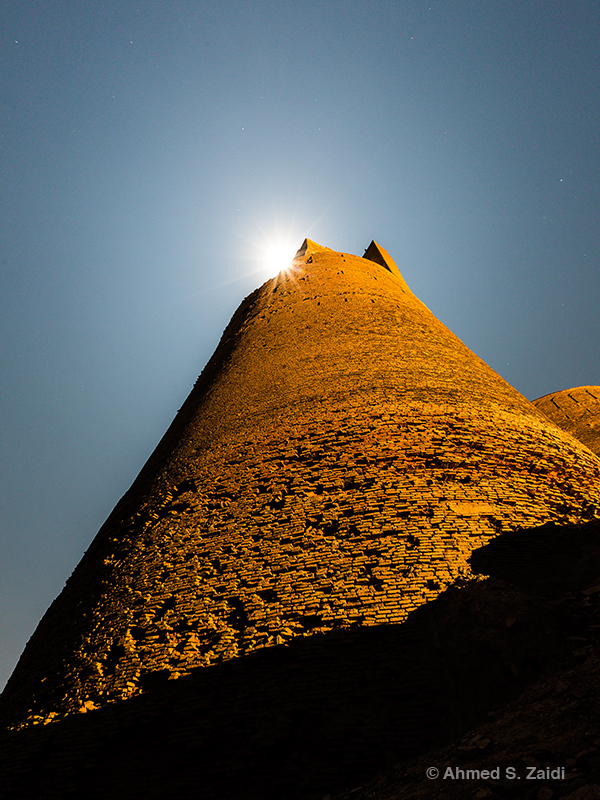 Derawar Fort lunar beacon in Cholistan